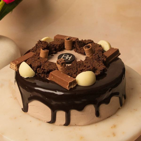 Fresh Cream Chocolate Cake (1/2 kg - Eggless)